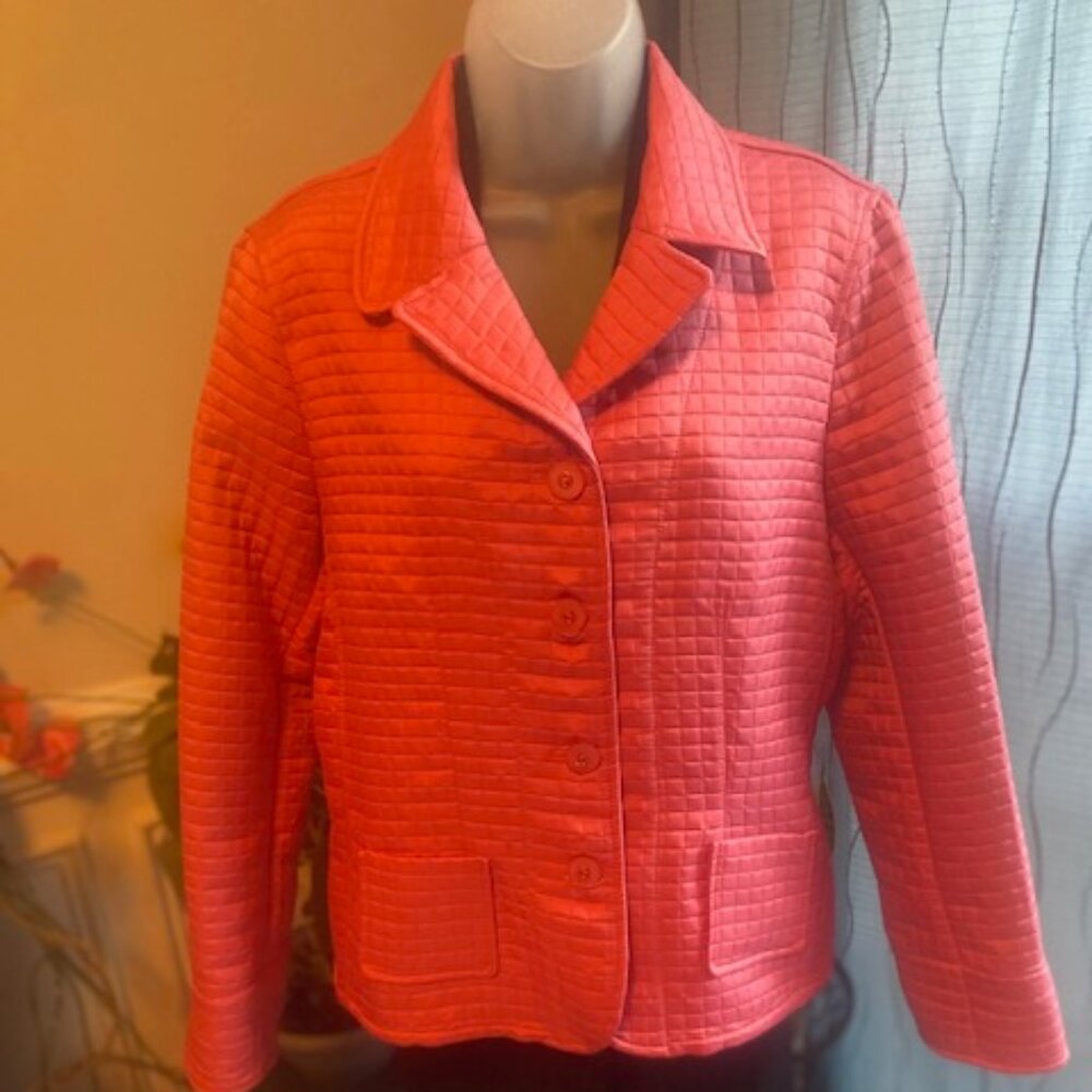 Harvé Benard Quilted Jacket in Pink/coral or salmon color, size 14